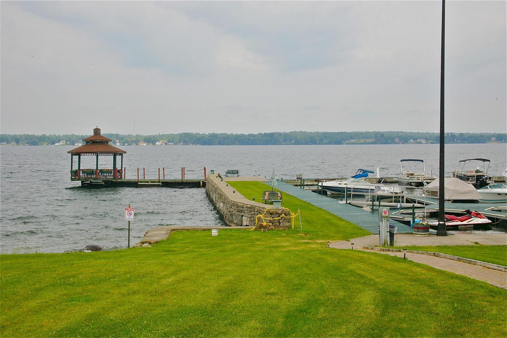 Stone Fence Resort Ogdensburg Exterior foto