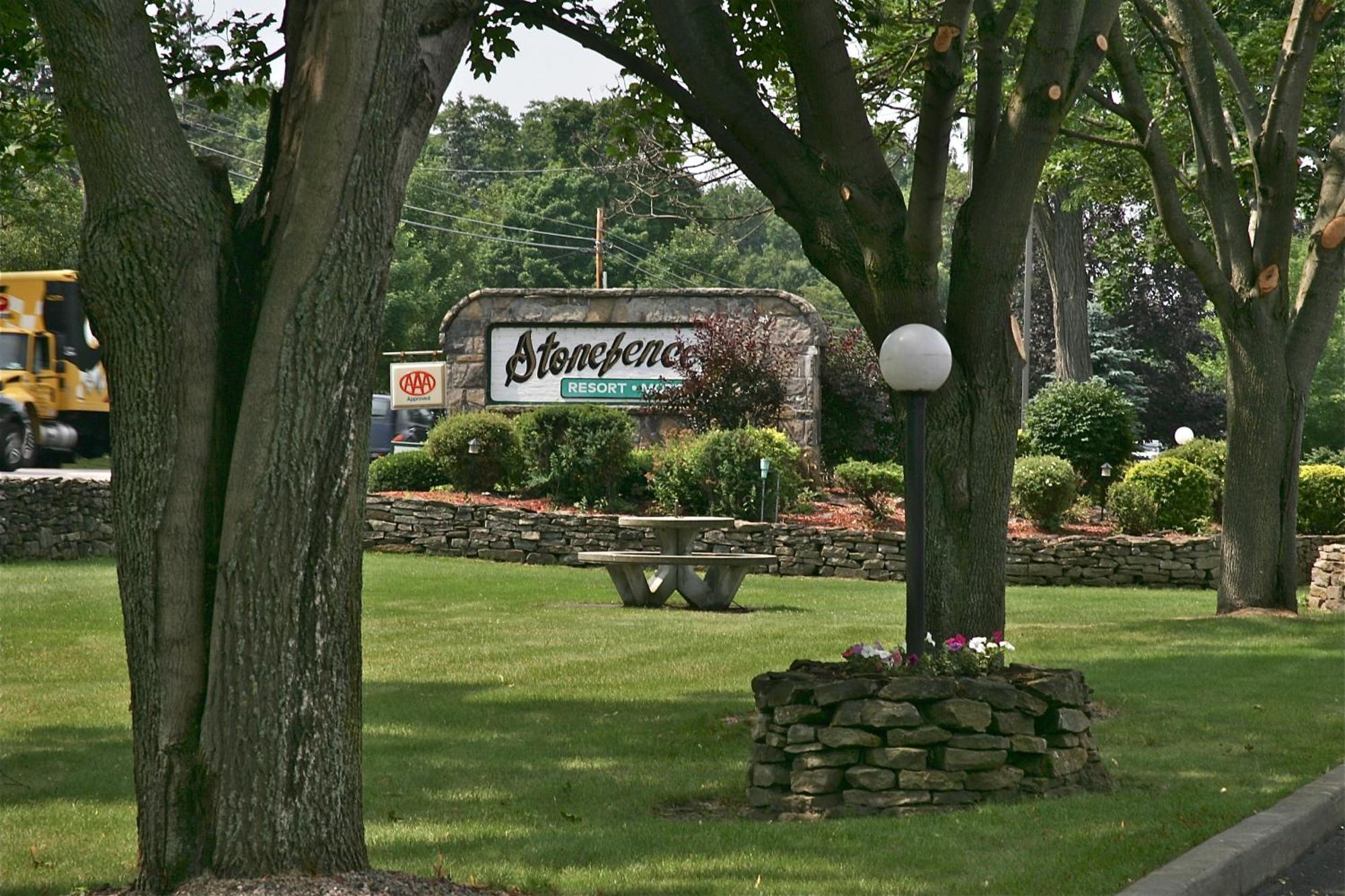 Stone Fence Resort Ogdensburg Exterior foto